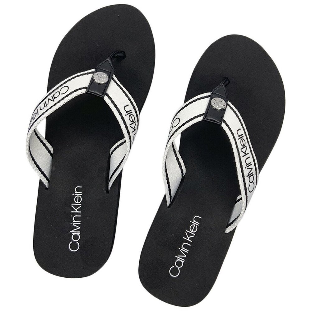 NWT CALVIN KLEIN AUTHENTIC CALEE2 WOMEN'S BLACK FABRIC STRAPS SLIP ON SANDALS - Picture 2 of 3
